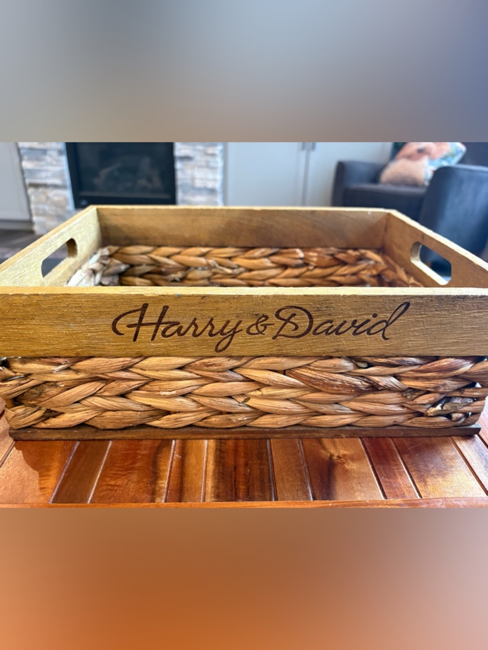 Harry And David Seagrass Woven Basket With Wood Accents